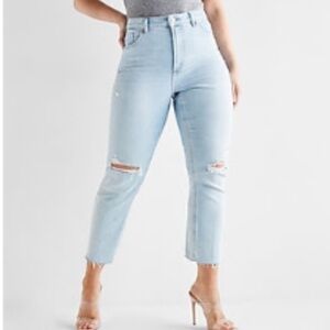 NWT CURVY SUPER HIGH WAISTED RIPPED MOM JEANS